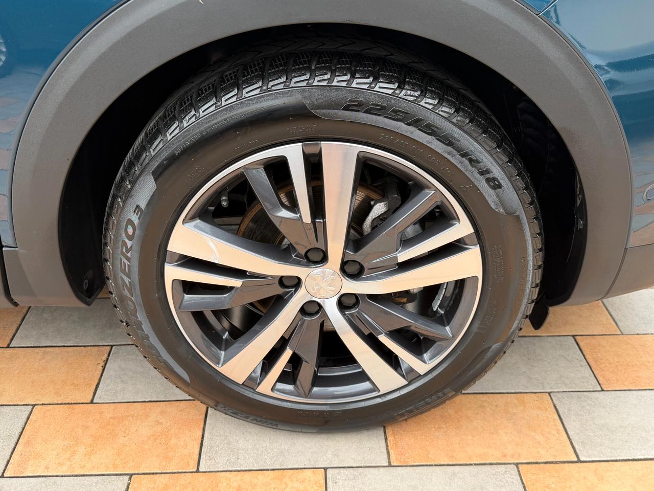 Peugeot 3008 1.5 BLUEHDI 130 cv. Eat8 ALLURE PACK (Nav)