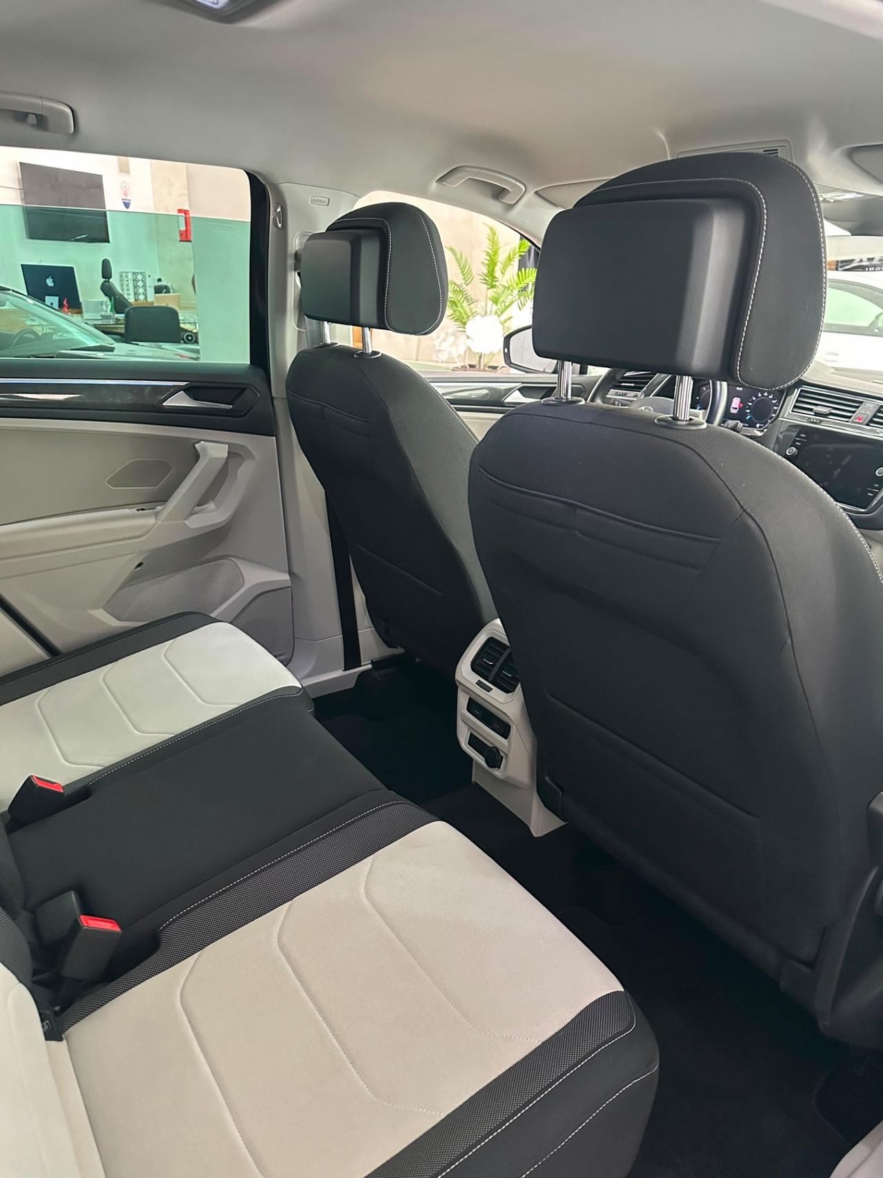Volkswagen Tiguan 2.0 TDI 150 CV SCR DSG Elegance