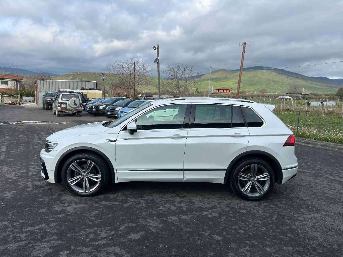 VOLKSWAGEN - Tiguan - 2.0 TDI 150 CV DSG R LINE