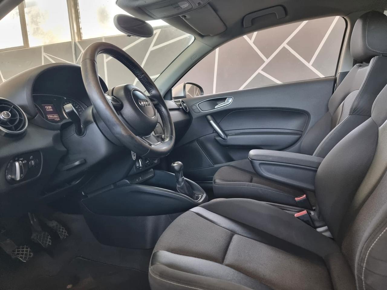 Audi A1 1.2 TFSI Ambition NEOPATENTATI