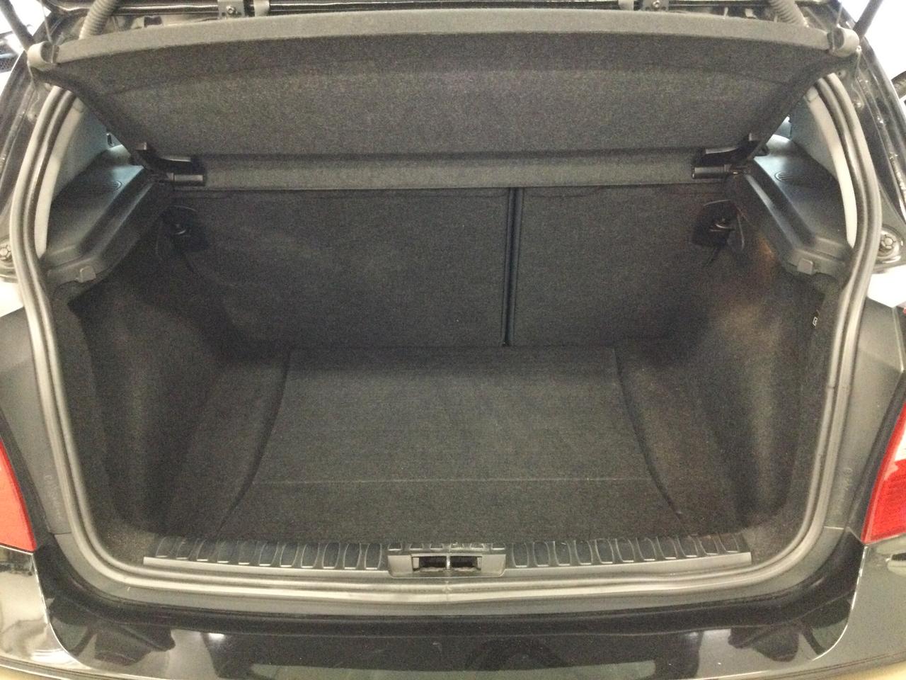 Bmw 116i cat 5 porte Shadow Line