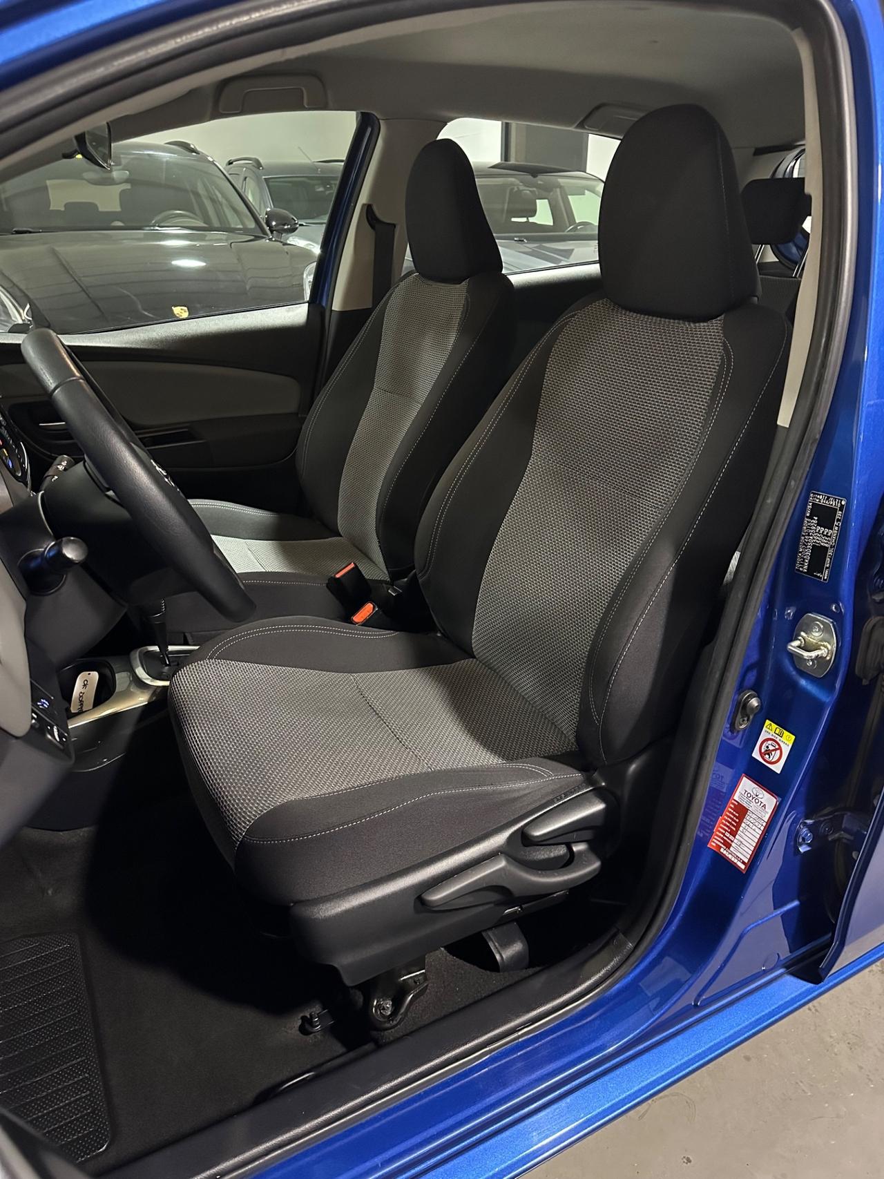 Toyota Yaris 1.5 Hybrid 5 porte Cool