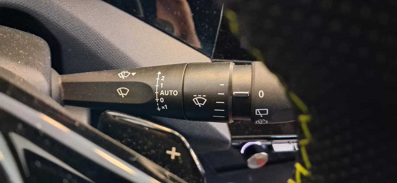 Peugeot 308 Plug-in Hybrid 180 e-EAT8 GT