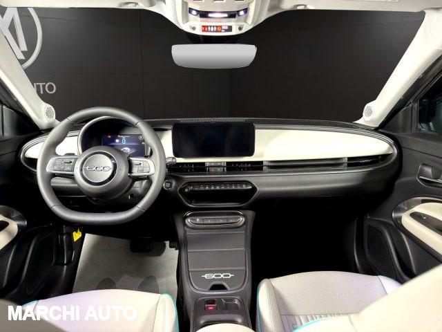 FIAT 600 Hybrid 110 CV DCT MHEV La Prima