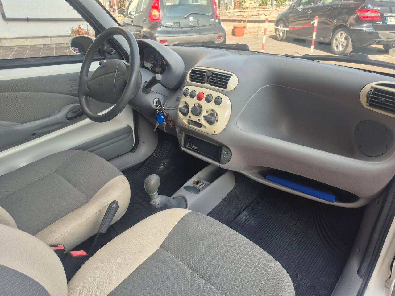 Fiat 600 1.1 Active CON SOLI 36000 KM O.C.C.A.S.I.O.N.E....