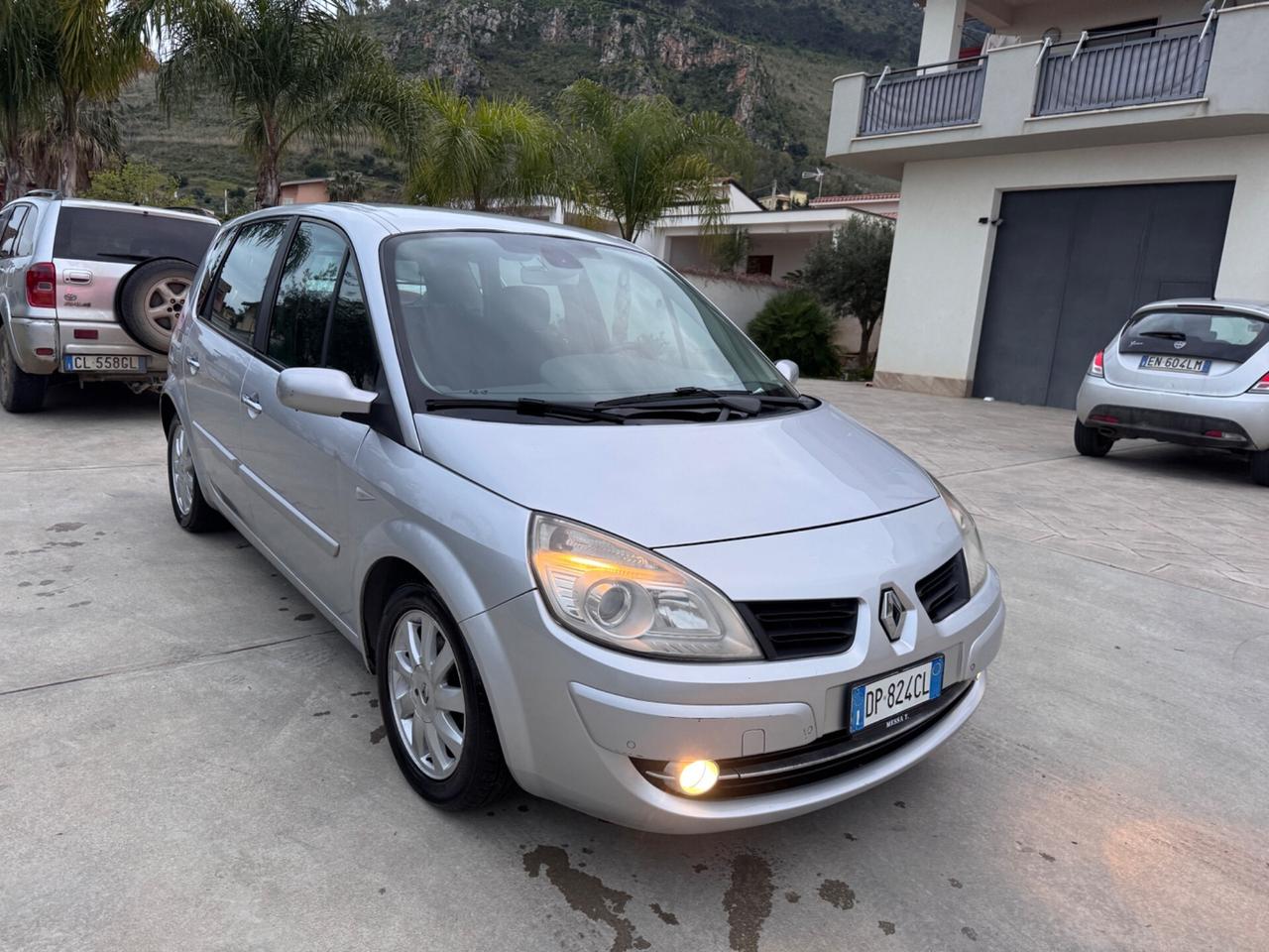 Renault Scenic Grand Scénic 1.6 16V Serie Speciale Dynamique
