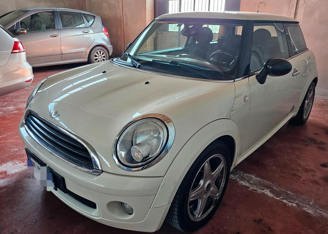 Mini 1.4 16V One Pepper