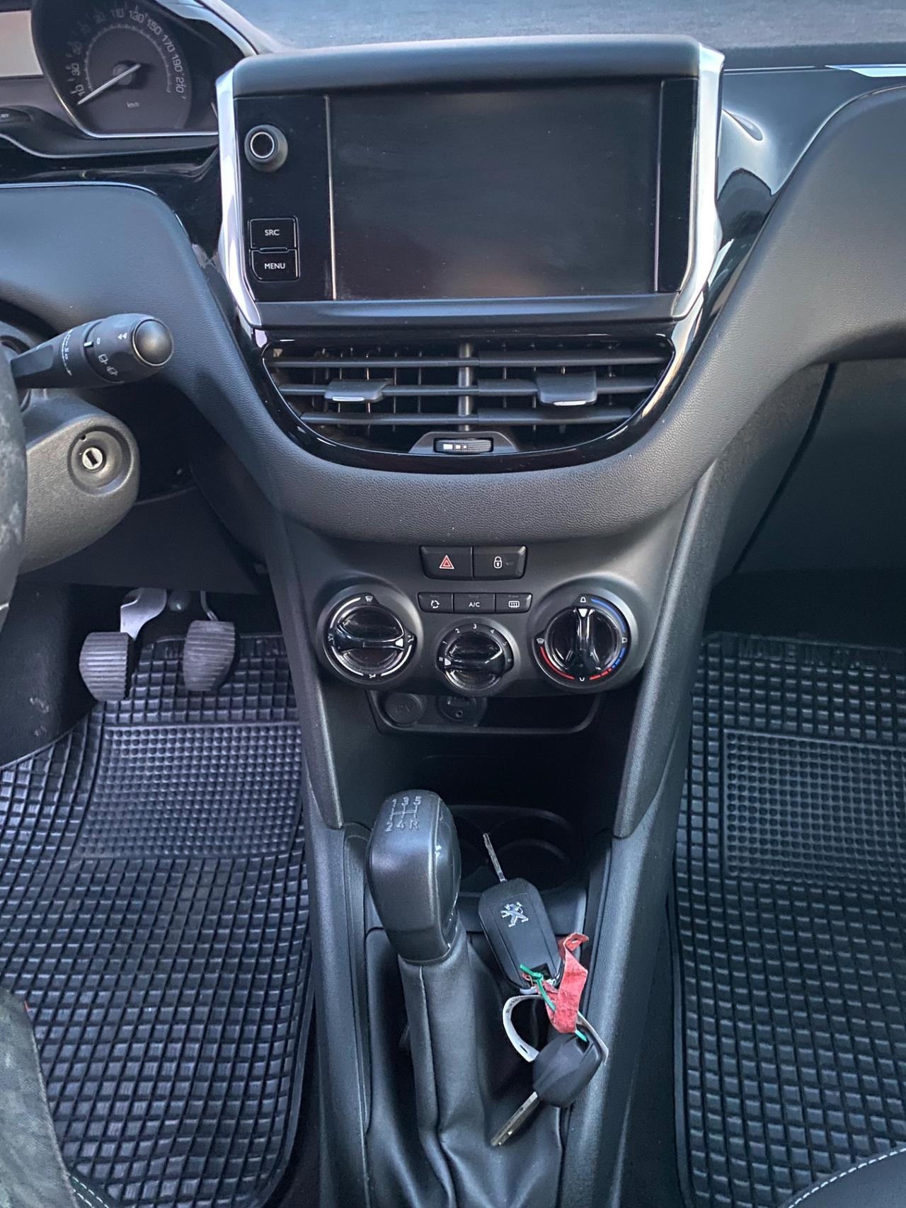 Peugeot 208 BlueHDi 75 5 porte Allure