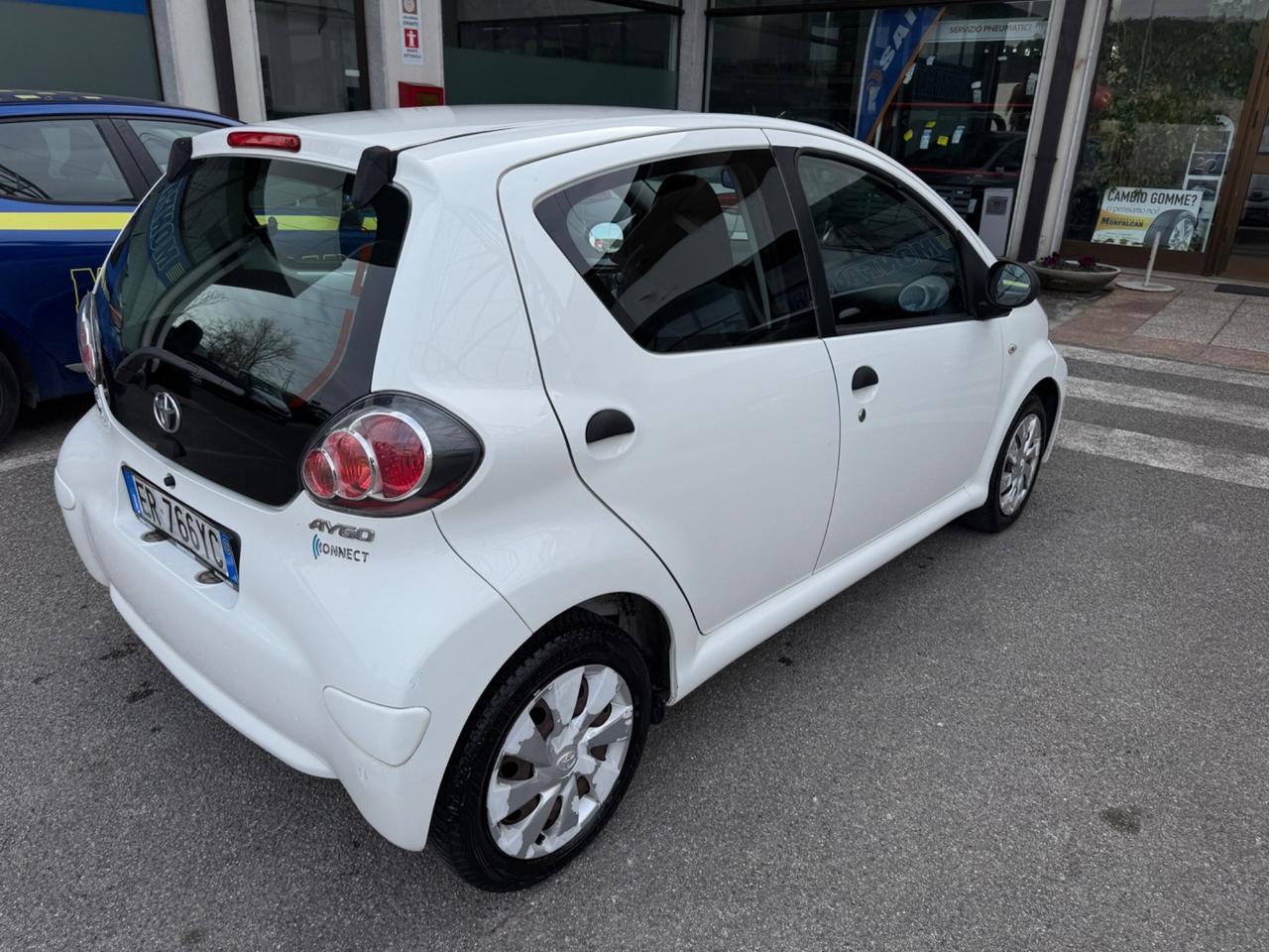 Toyota Aygo 1.0 VVT-i 5 porte Connect