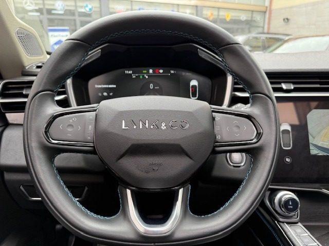 LYNK & CO 01 HEV