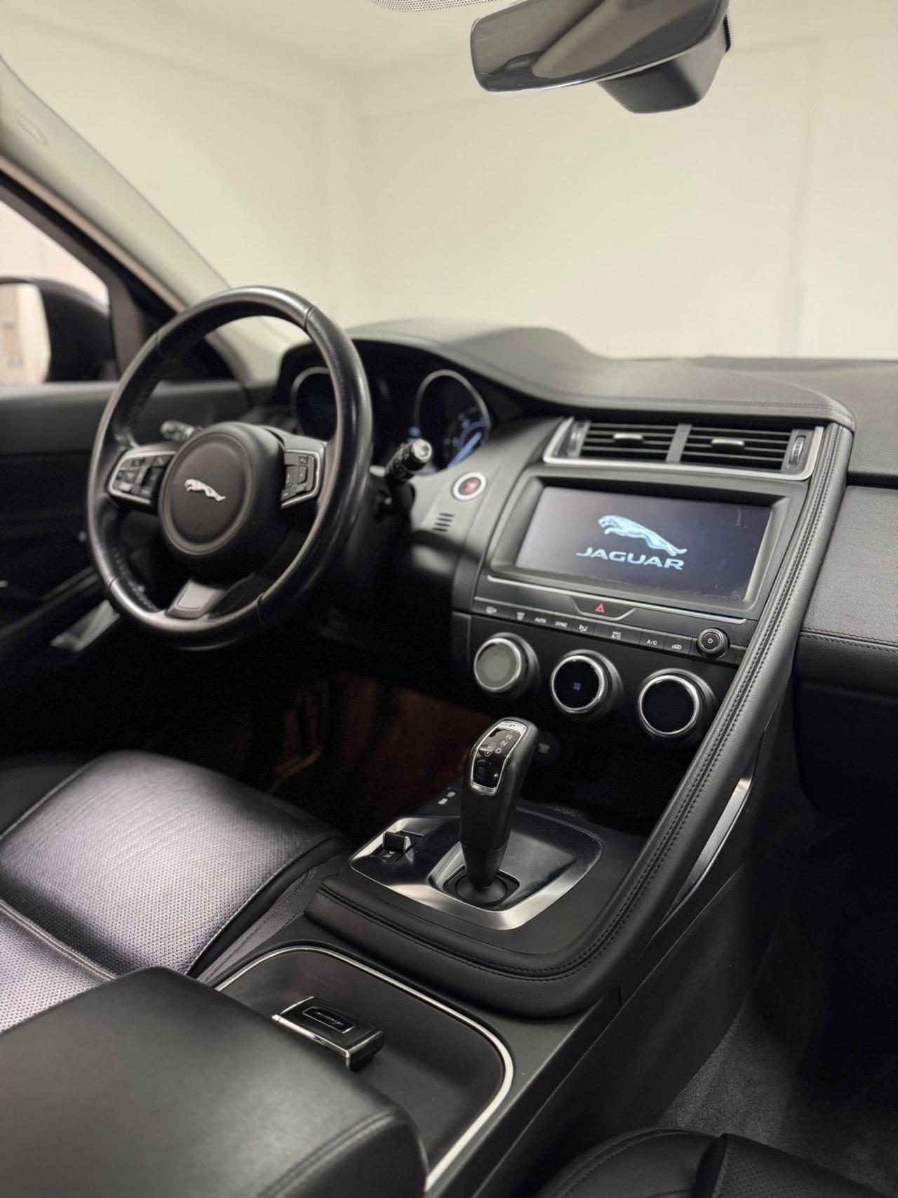 Jaguar E-Pace 2.0D 150 CV R-Dynamic