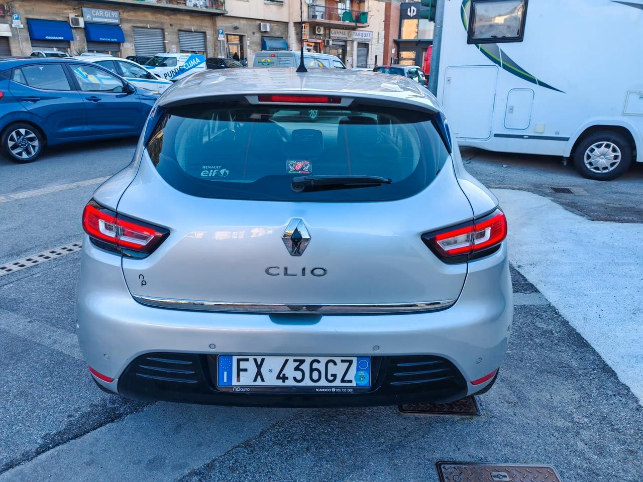Renault Clio ok neopatentati modello moschino