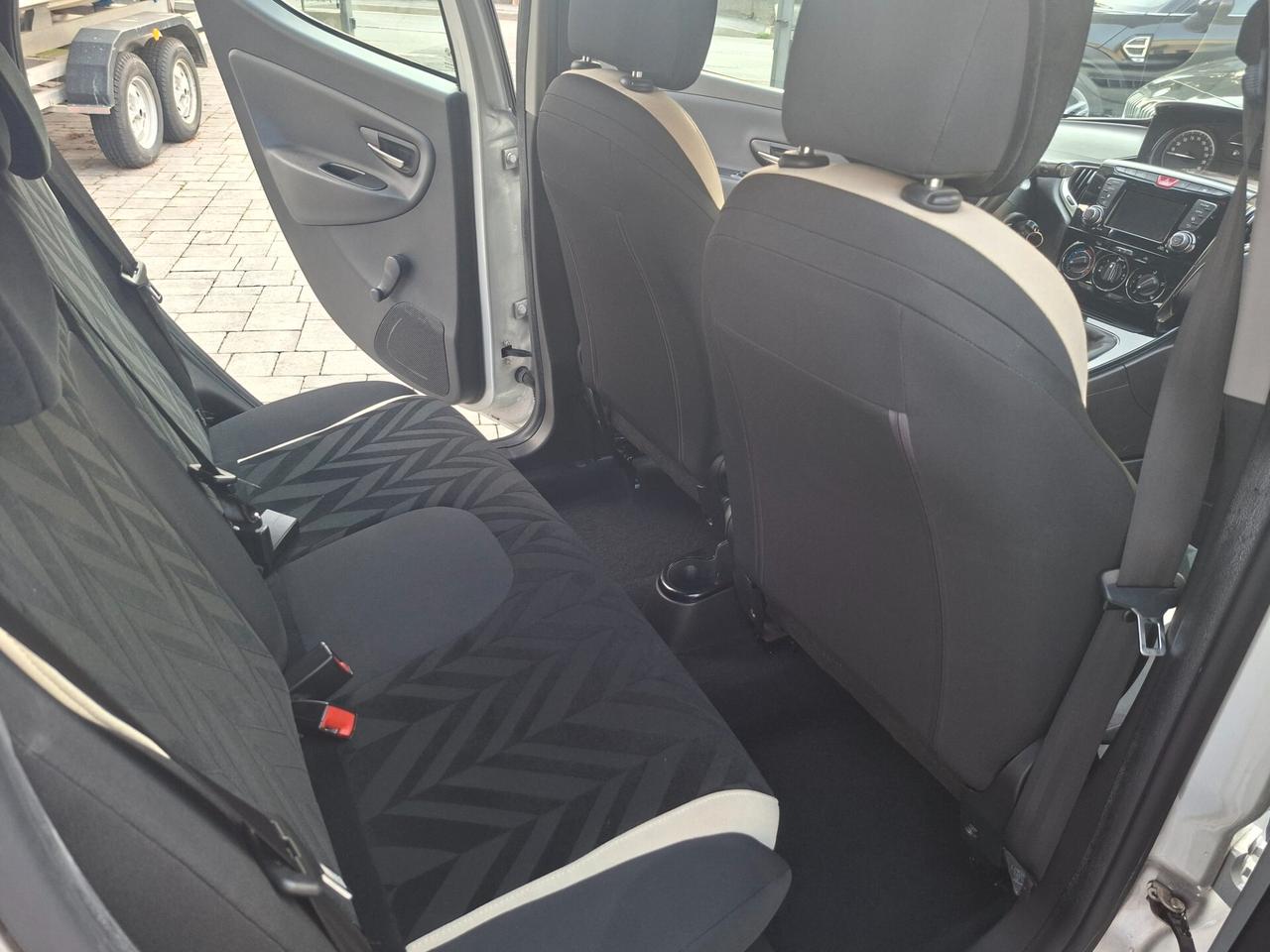 Lancia Ypsilon 1.2 69 CV 5 porte Gold OTTIME CONDIZIONI