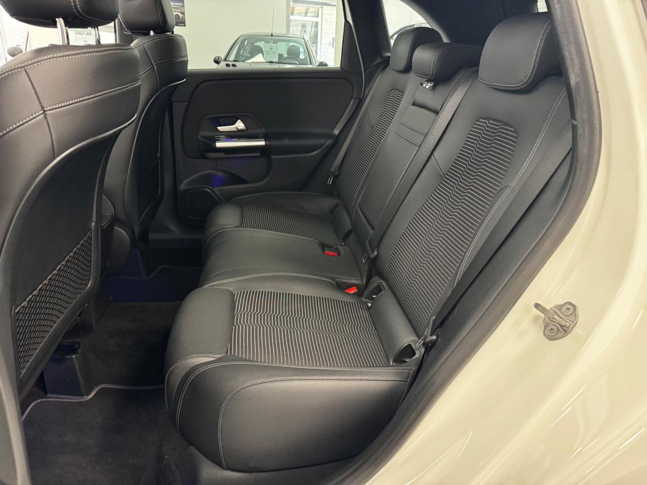 Mercedes-benz B 180 d Premium
