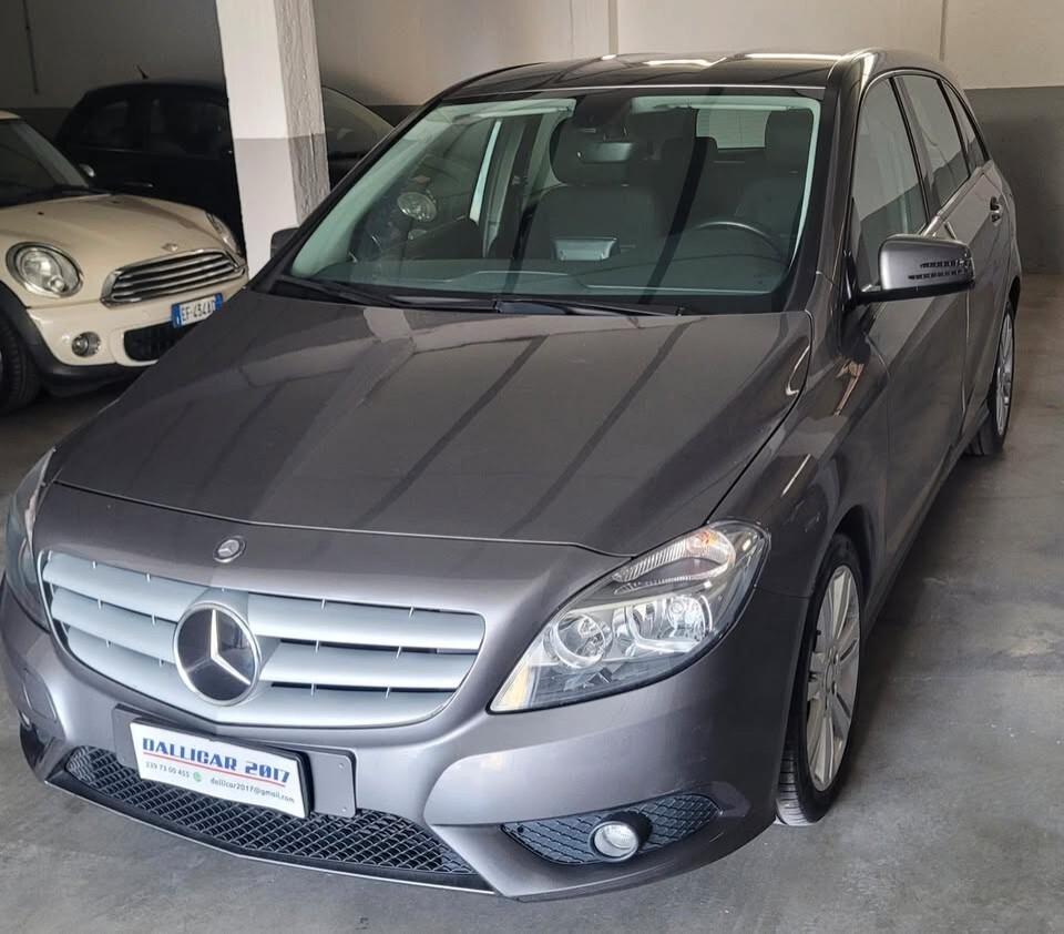 Mercedes Classe B 180 1.8 anno 2012