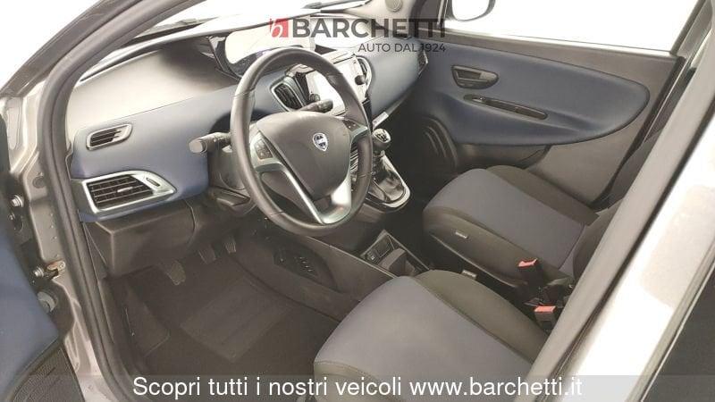 Lancia Ypsilon 1.0 FireFly 5 porte S&S Hybrid Platino