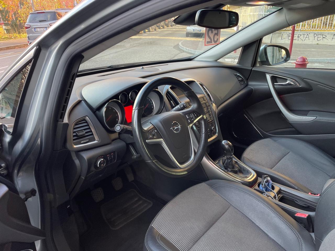 Opel Astra 1.4 Turbo 140CVGPL Cosmo/GARANZIA