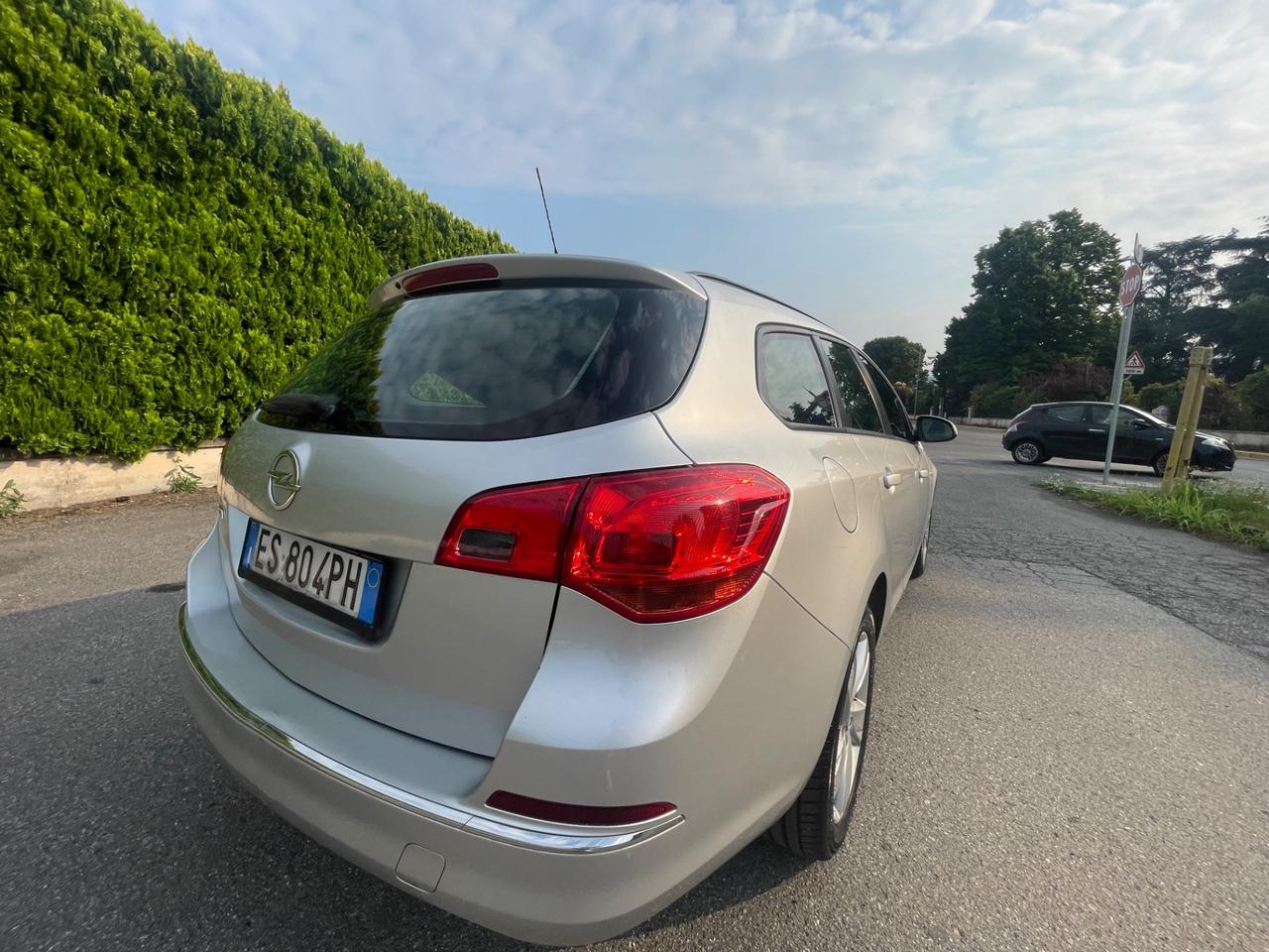 Opel Astra Opel astra euro 5, anno 2013 1.4 benzina Gpl