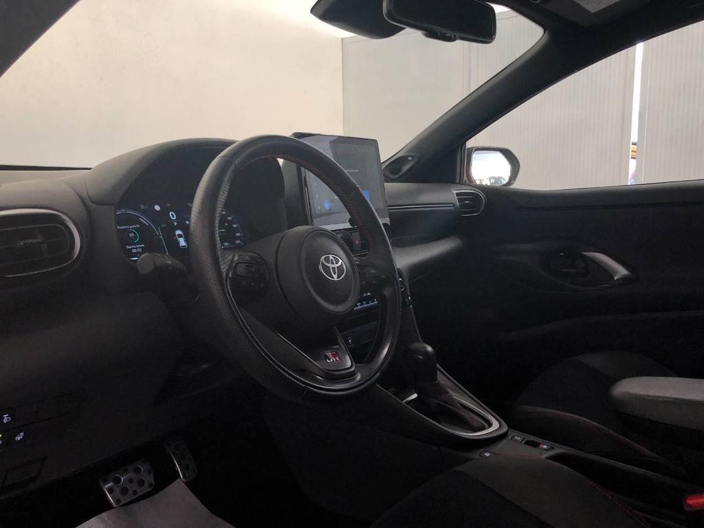 Toyota Yaris 1.5 Hybrid 130 GR Sport E-CVT