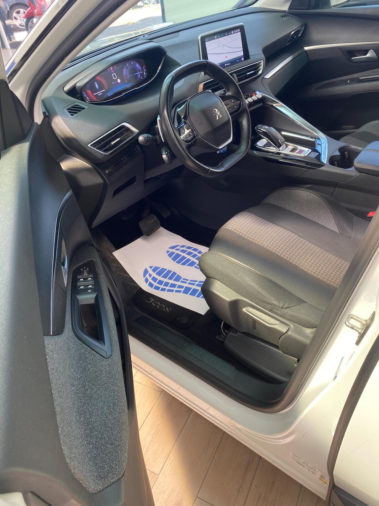Peugeot 3008 BlueHDi 130 S&S EAT8 Business