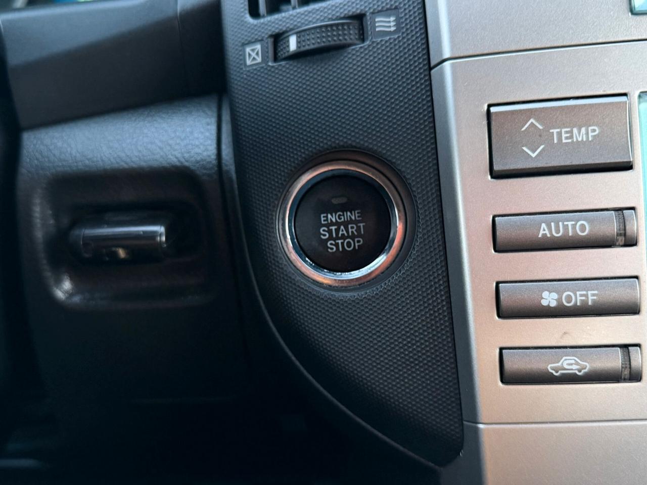 Toyota Corolla Verso 2.2 16V D-4D 7 POSTI