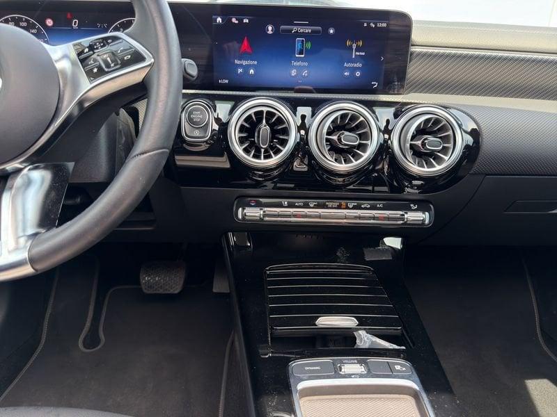 Mercedes-Benz CLA CLA 180 Progressive Advanced Plus