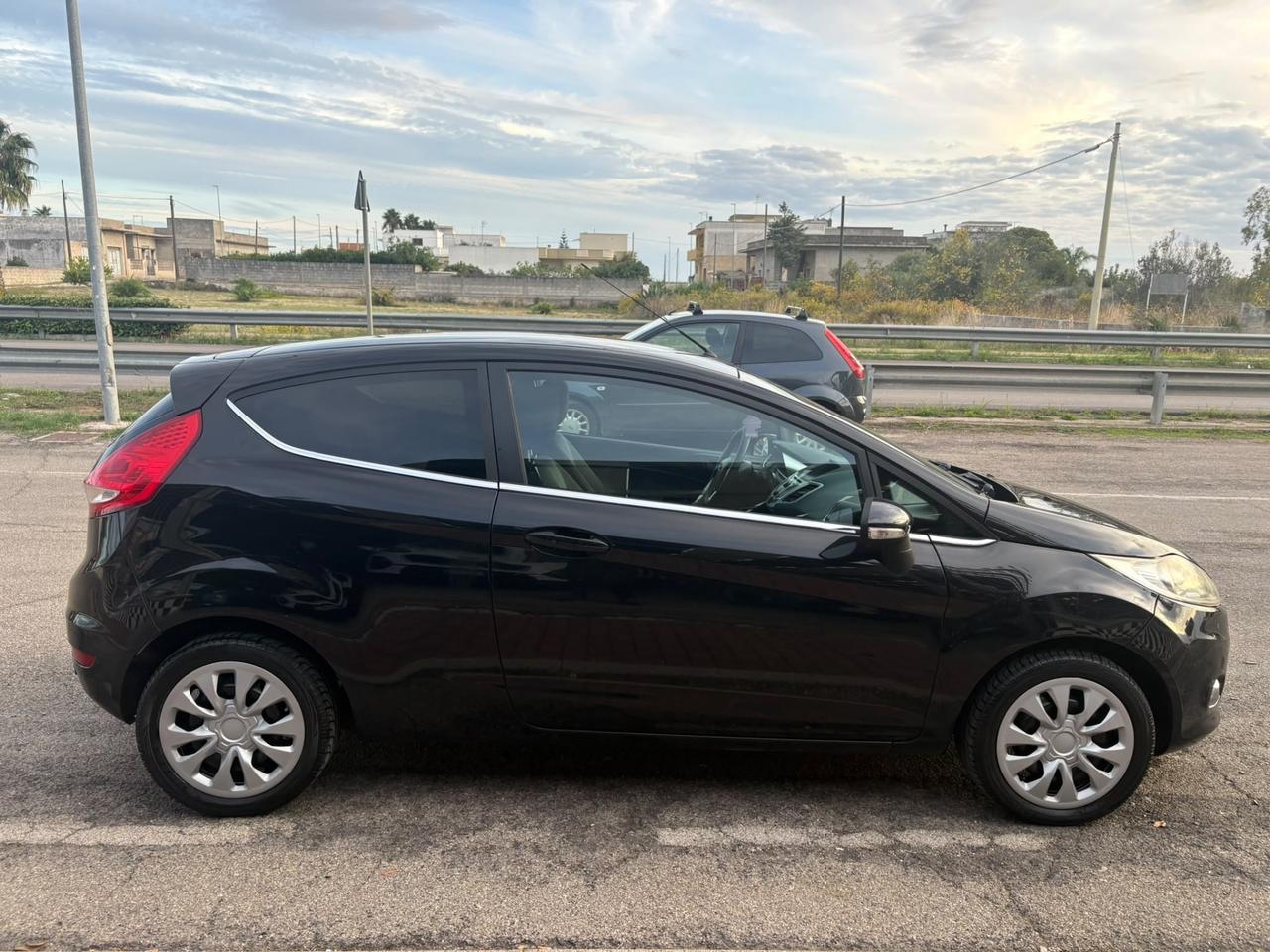 Ford Fiesta 1.2 3 porte Titanium 2010