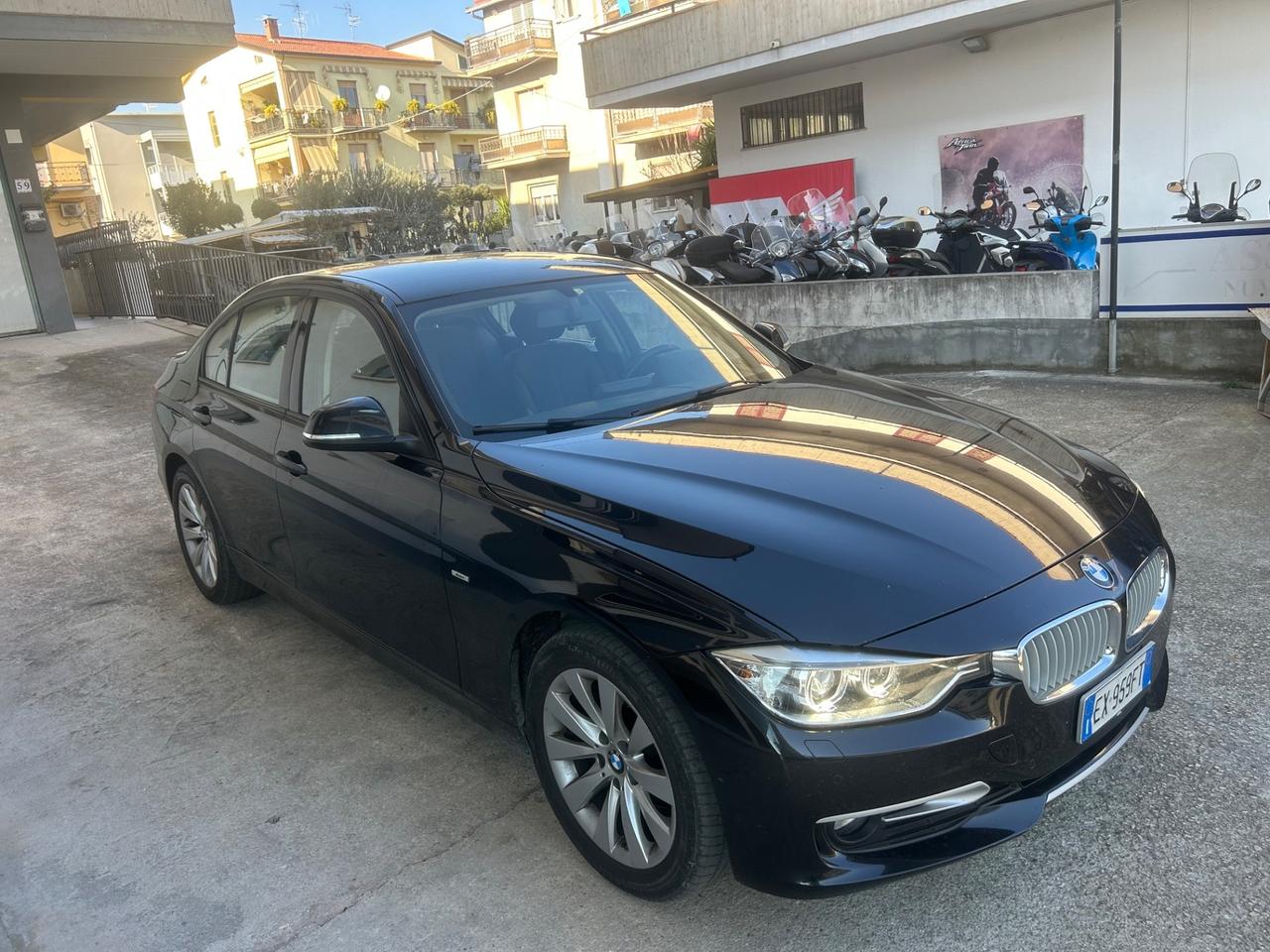Bmw 318 D 143 CV Allestimento Modern
