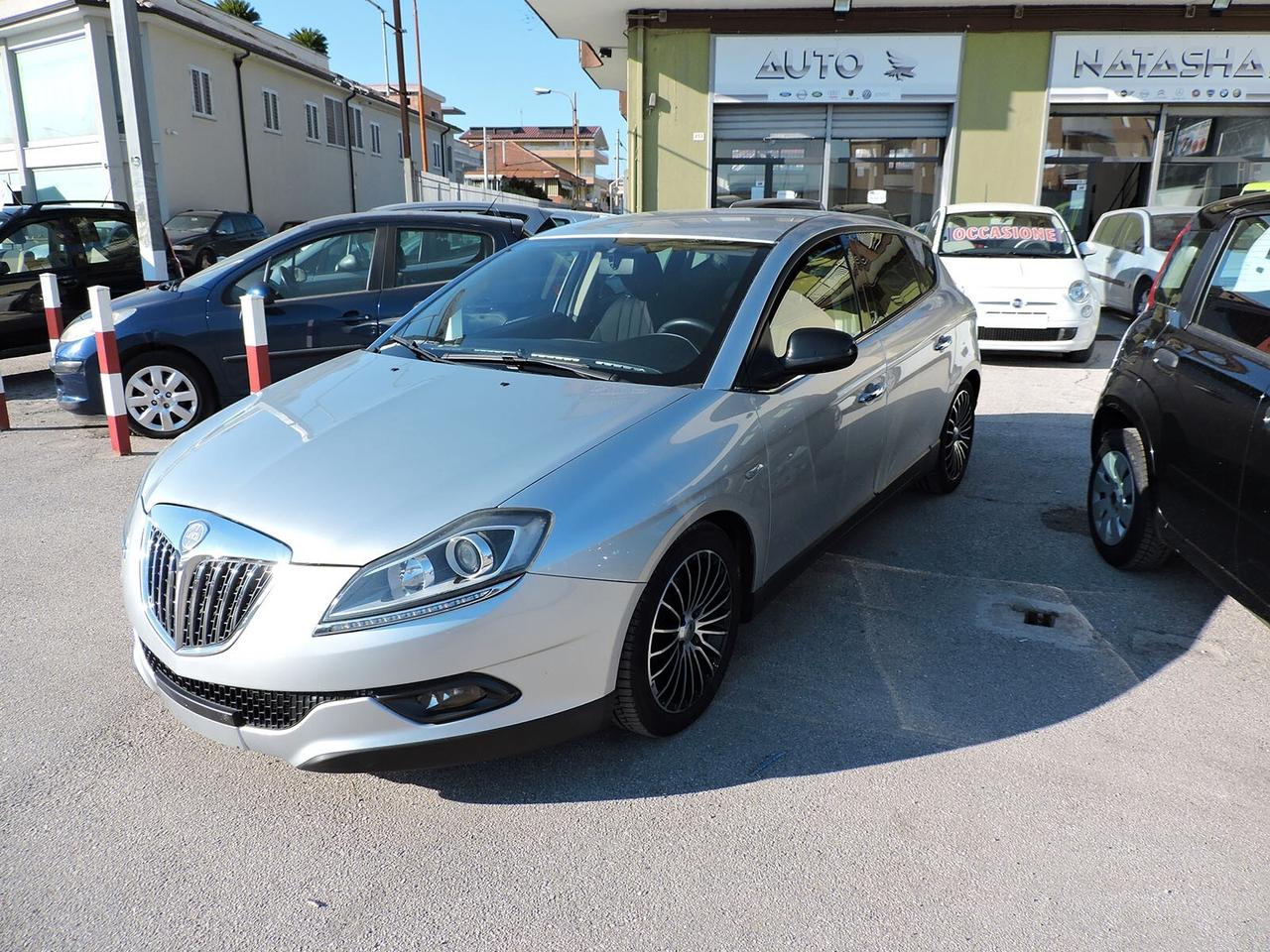 Lancia Delta 1.4 T-Jet 120 CV Platino Ecochic GPL