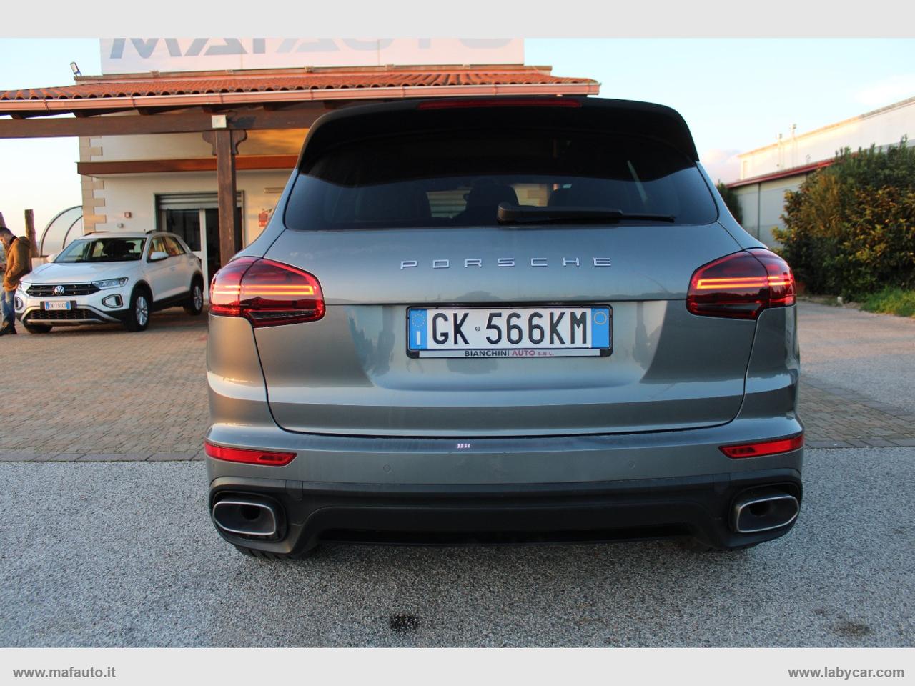 PORSCHE Cayenne 3.0 Diesel Platinum Edition