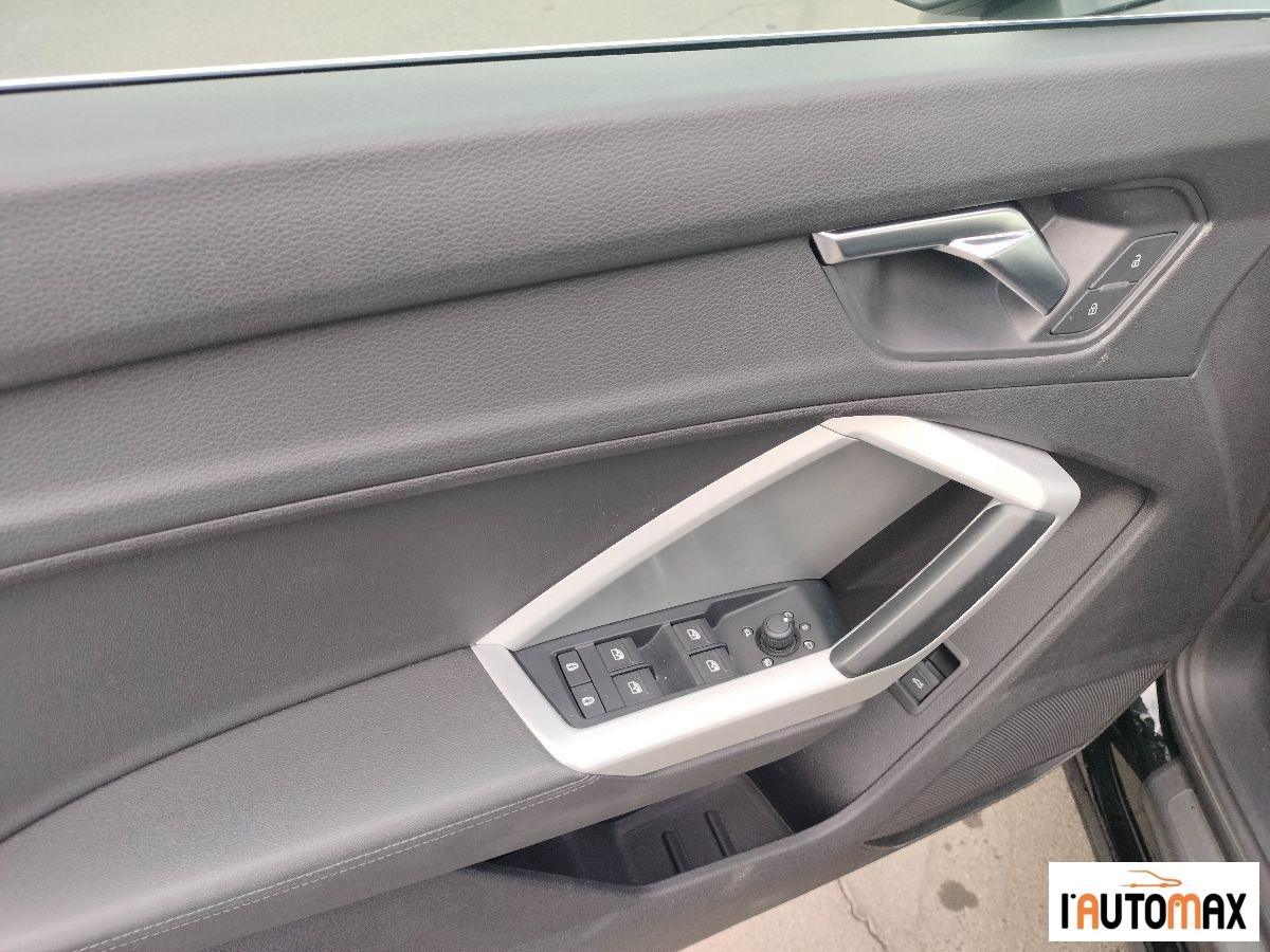 AUDI - Q3 Sportback 35 2.0 tdi Business