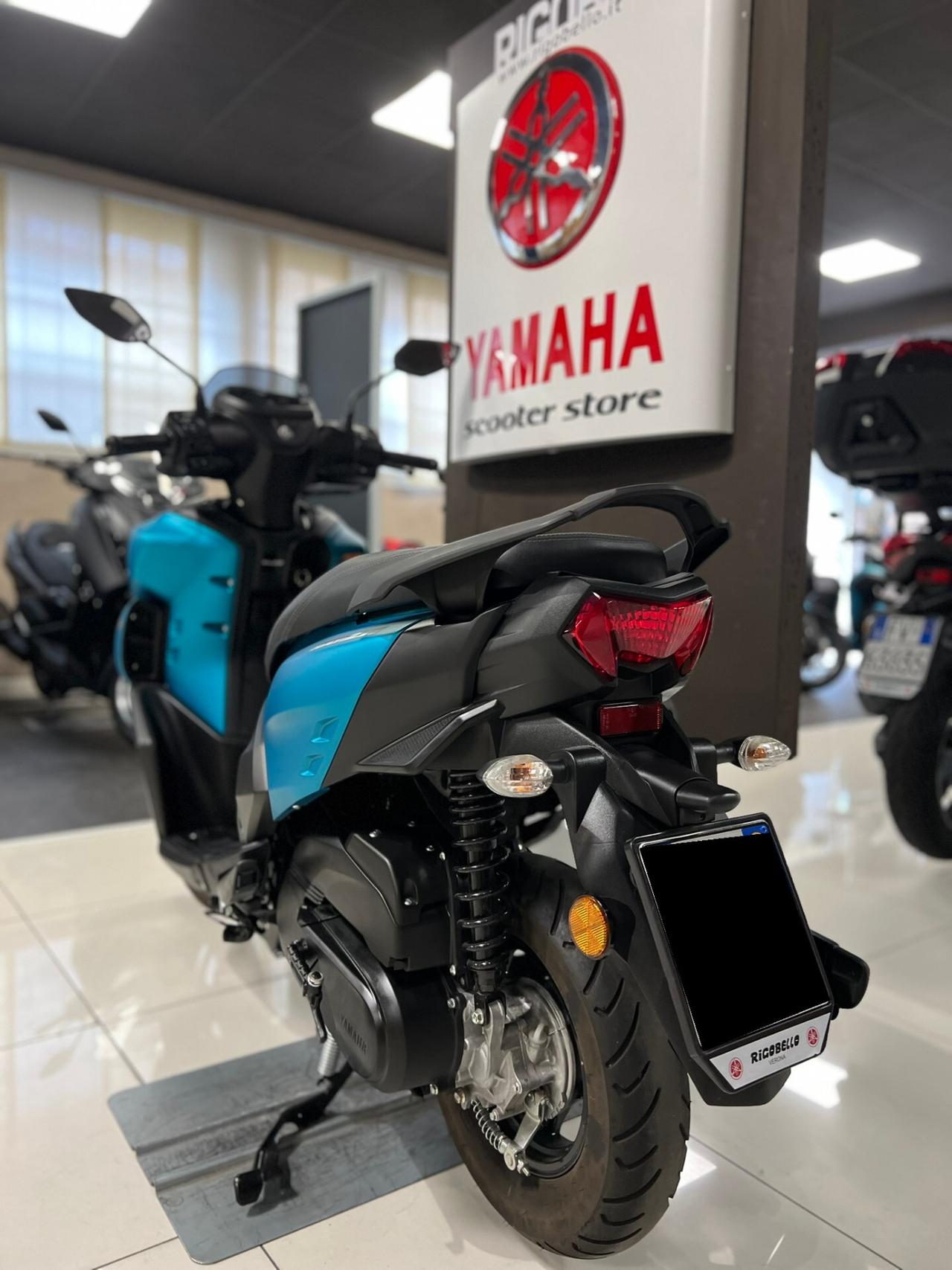 Yamaha RayZR