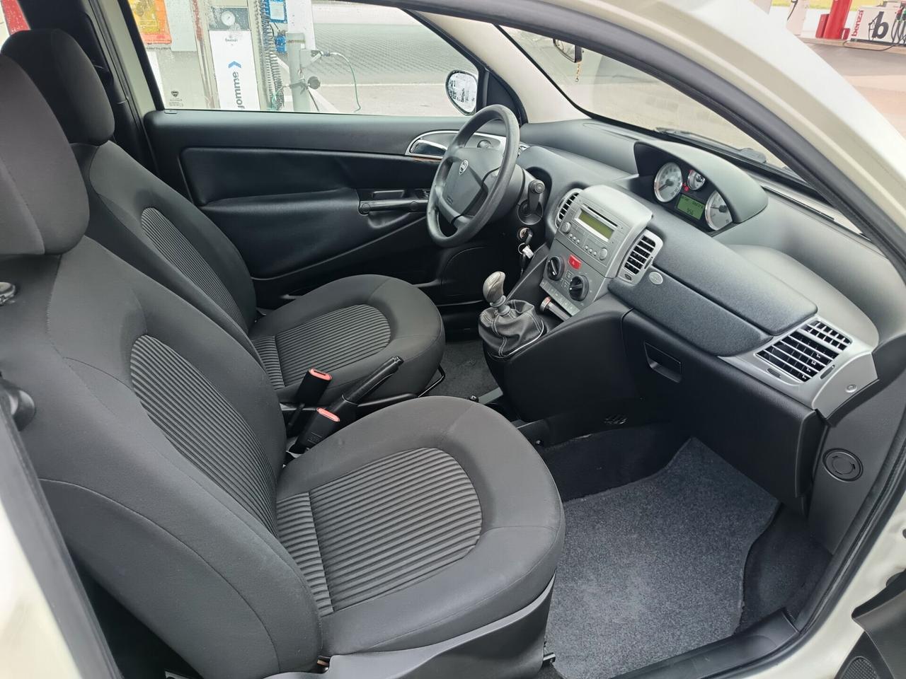 Lancia Ypsilon 1.4 Oro Ecochic GPL ok neo patente