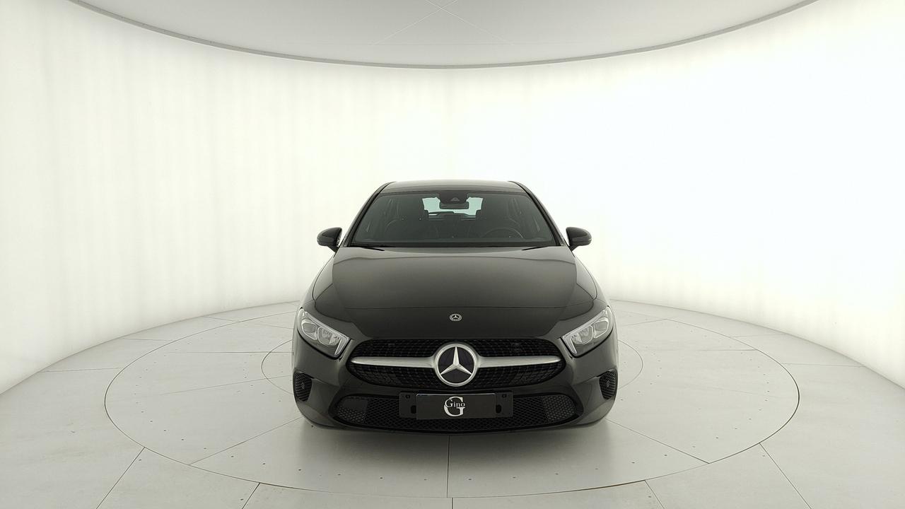Mercedes-Benz Classe A - W177 2018 - A 180 d Sport auto