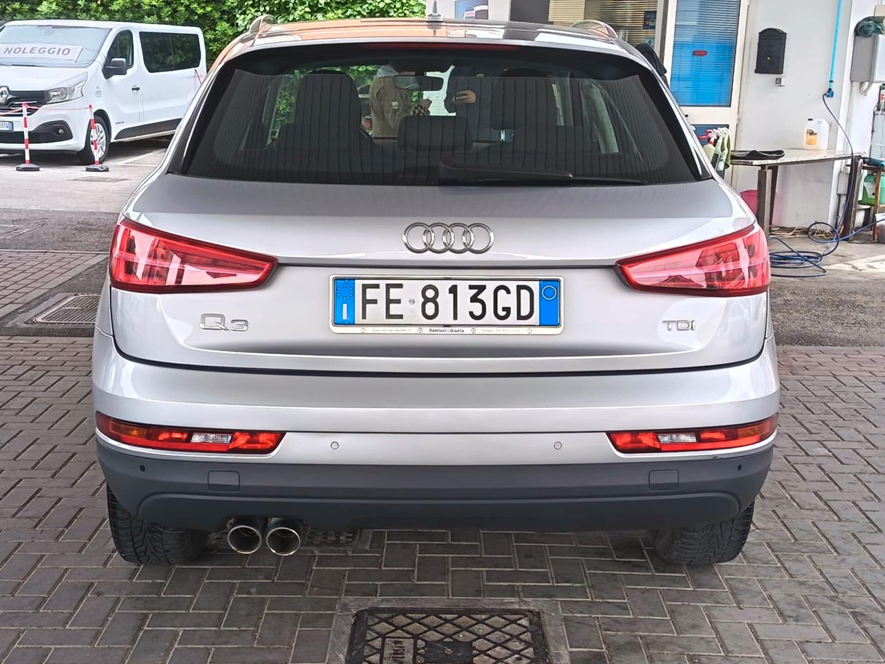 Audi Q3 2016 2.0 TDI 120 CV Business 12 MESI GARANZIA NAVI EURO6 NEOPATENTATI