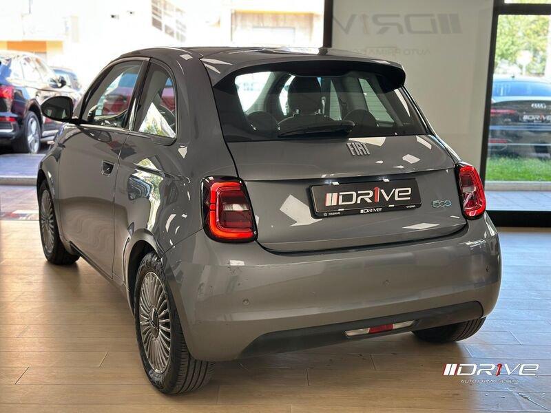 FIAT 500 500e Berlina 42 kWh