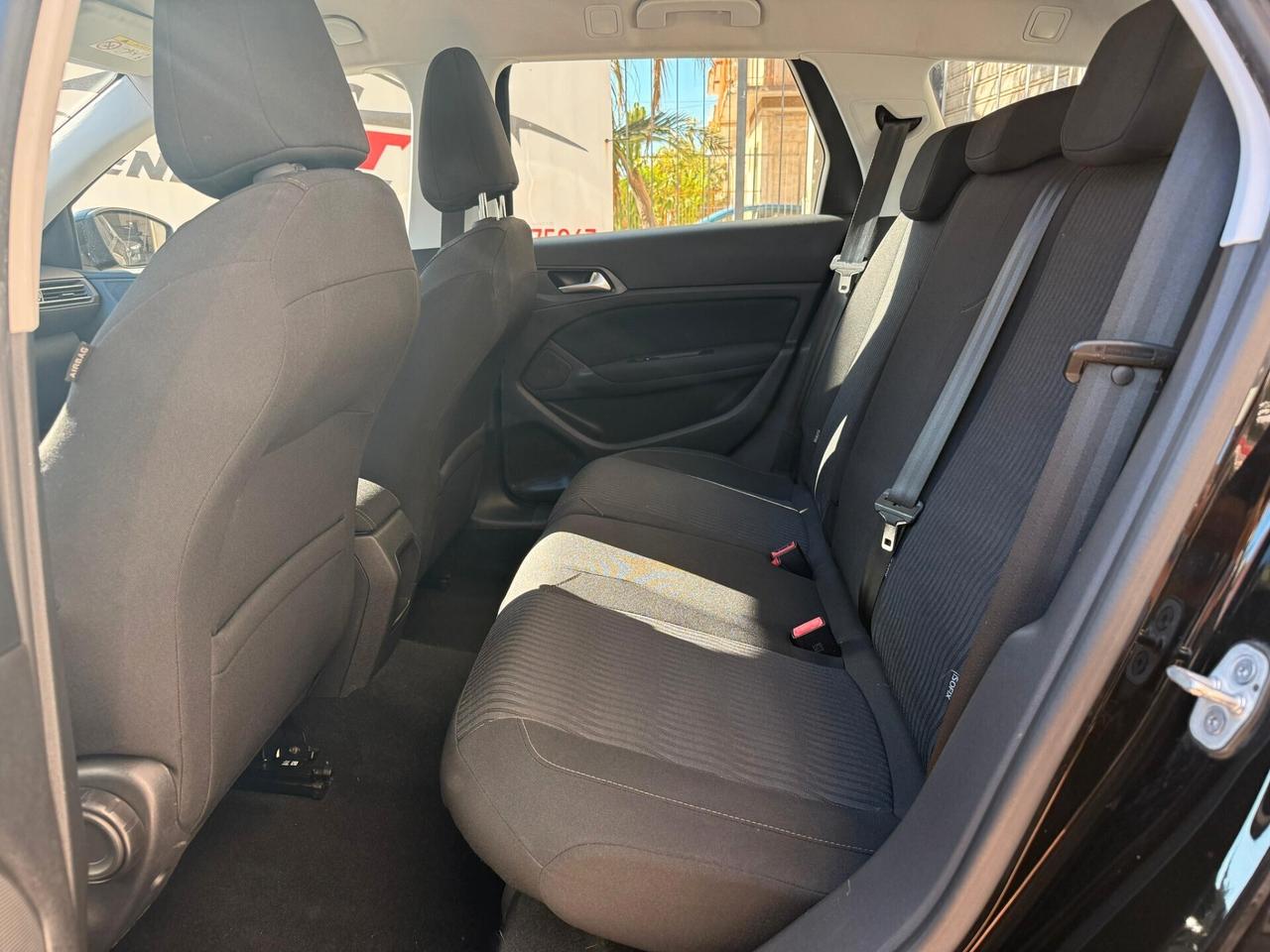 Peugeot 308 BlueHDi 150 S&S SW Allure