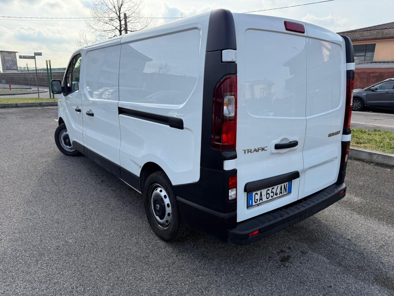 Renault Trafic T29 2.0 dCi 120CV PL-TN Furgone Ice