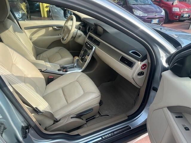 Volvo XC 70 XC70 D5 AWD Momentum, AUTOMATICA!!!