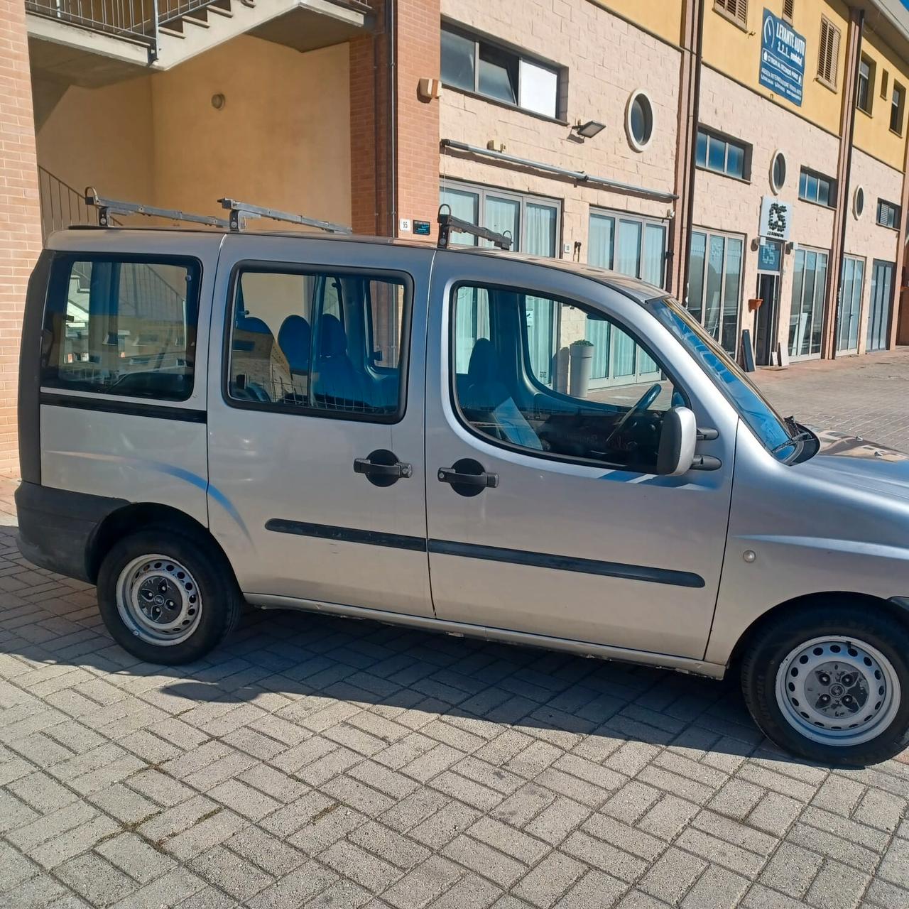 183058km DOBLO 1.9 ASPIRATO BUONO STATO