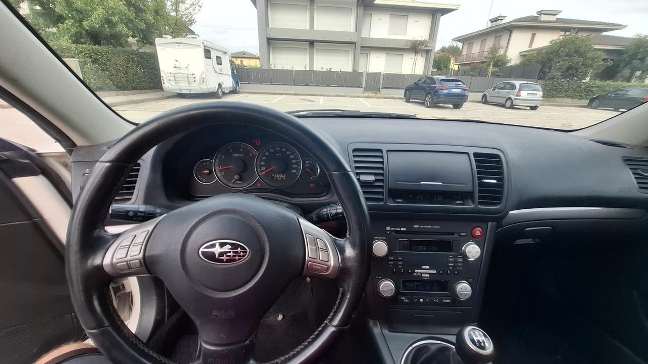 Subaru OUTBACK 2.0D 16V CM
