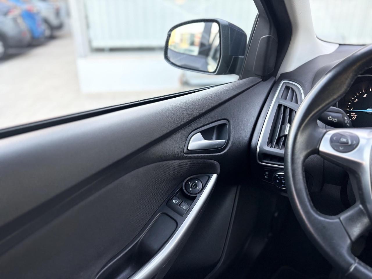 Ford Focus Station Wagon 1.6 Gpl 120CV E5 - 2014