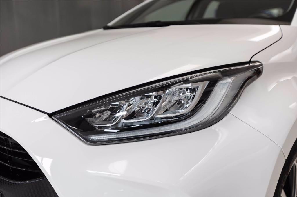 TOYOTA Yaris 1.5h Business del 2022