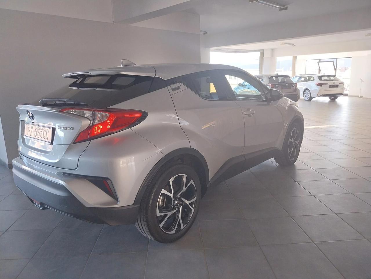 Toyota C-HR 1.8 Hybrid E-CVT Trend