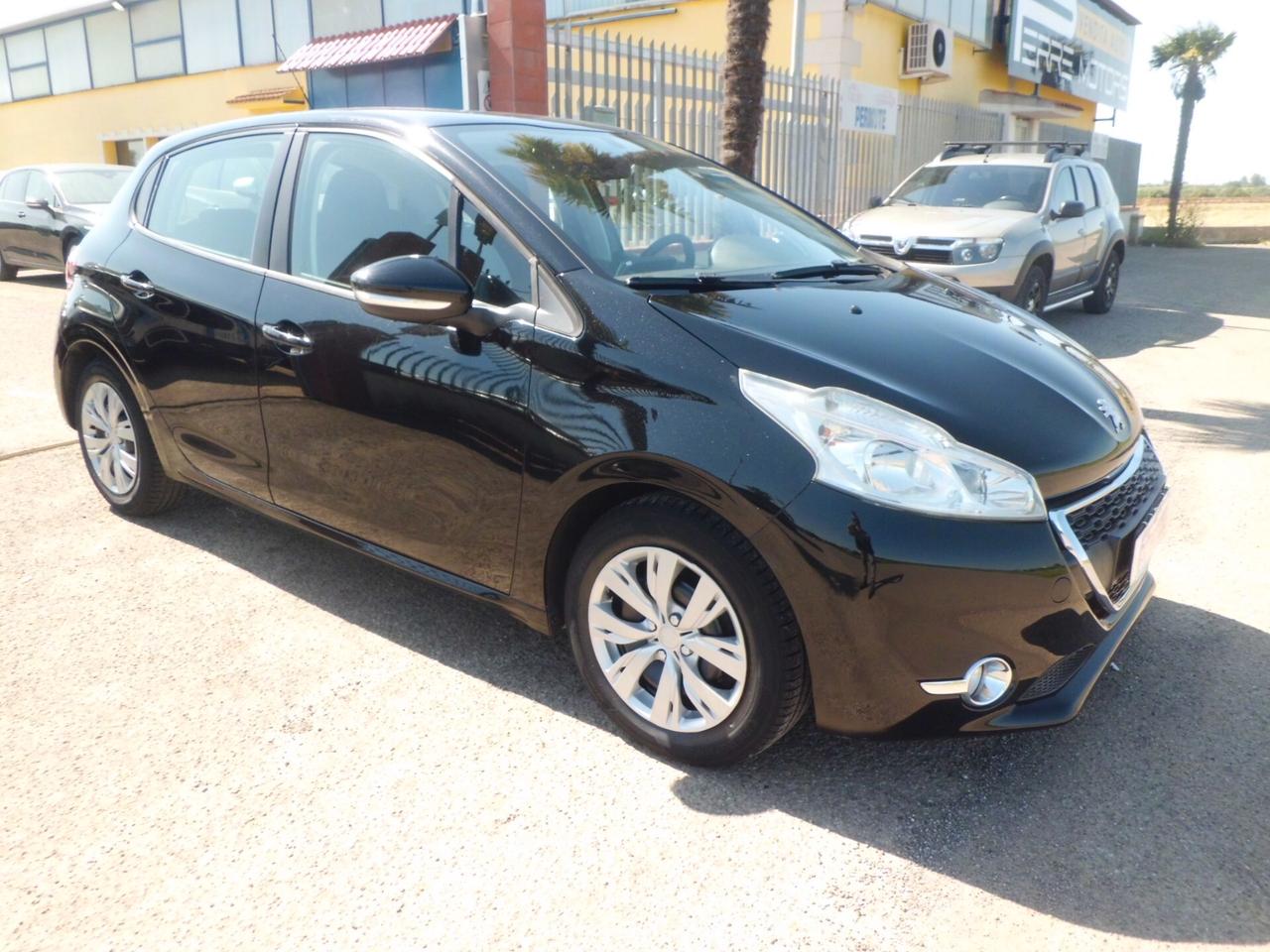 Peugeot 208 1.2 VTi 82 CV 5 porte Allure