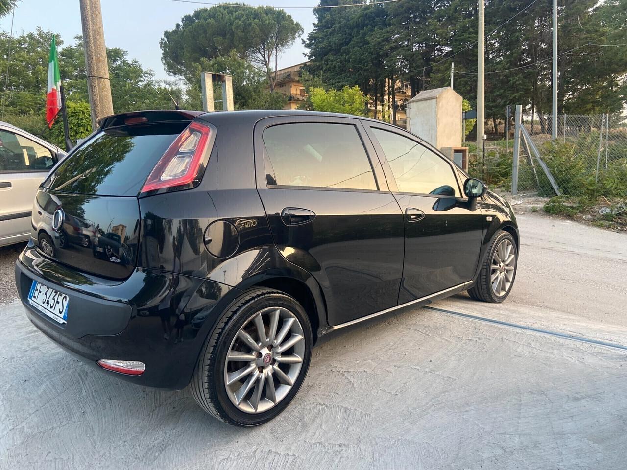 Fiat Punto SPORT 1.3 Mjt 75