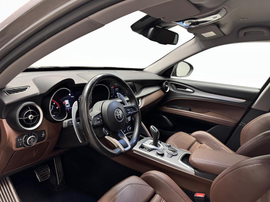 ALFA ROMEO Stelvio 2017 - Stelvio 2.2 t Lusso Q4 210cv auto