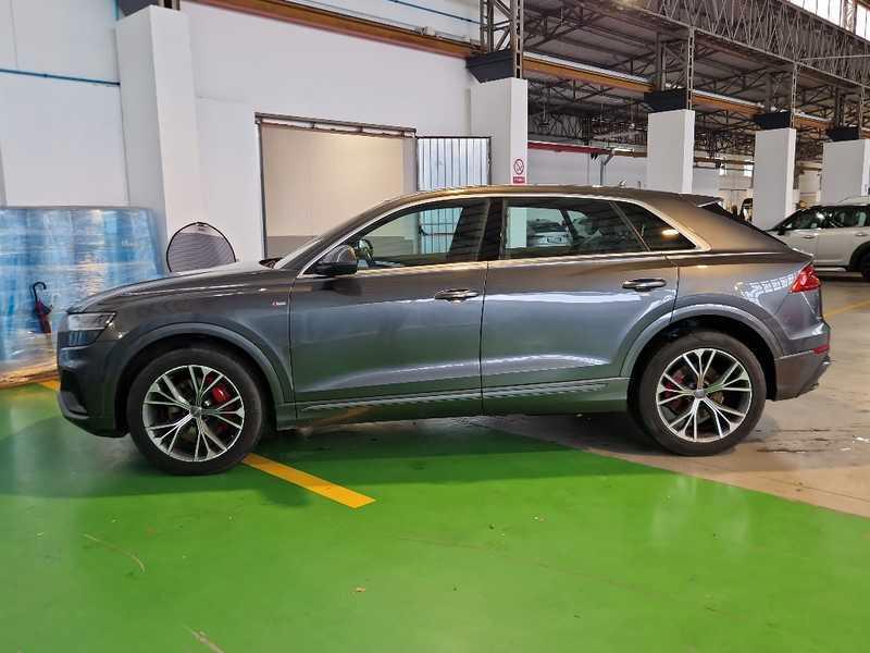 AUDI Q8 45 TDI MHEV 170kW quattro tiptronic Sport