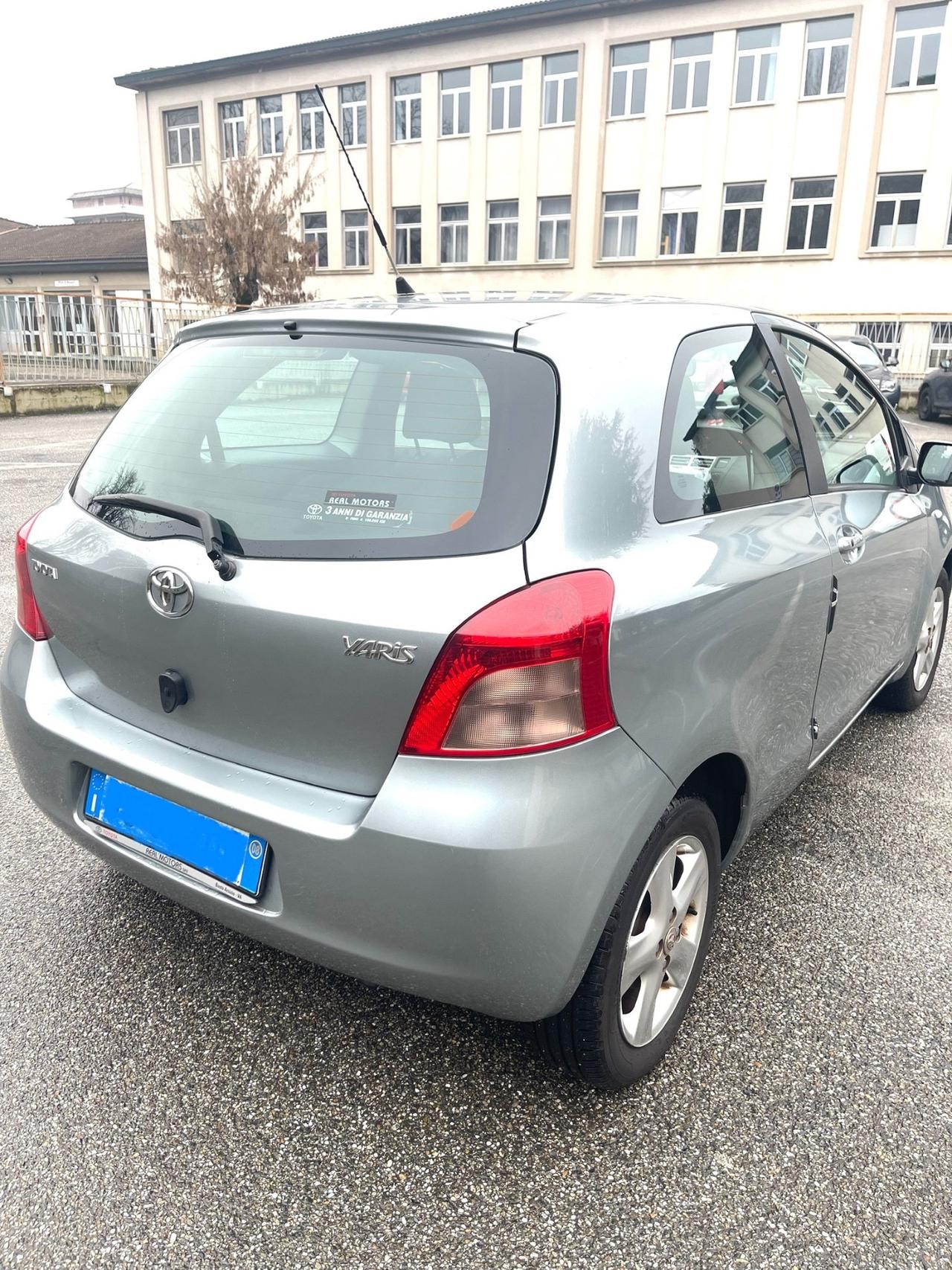 Toyota Yaris 1.3 3 porte Sol