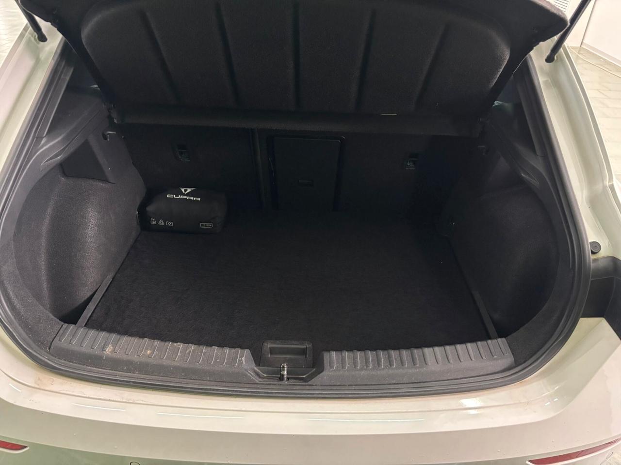 Cupra Leon 1.5 Hybrid 150 CV DSG